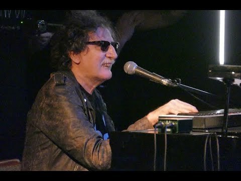 Se viene el musical de Charly García