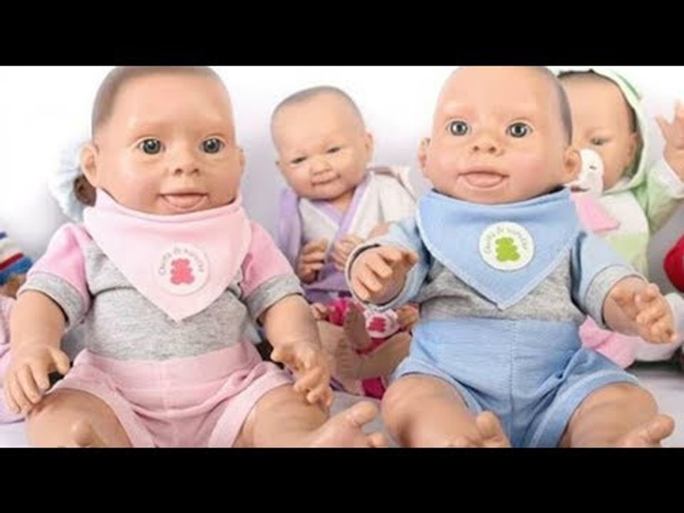 Lanzan la primer muñeca con rasgos de síndrome de down