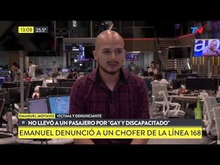 No quiso llevar a un pasajero por "gay y discapacitado"