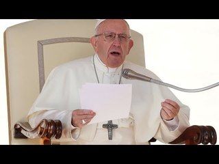 El Papa Francisco comparó el aborto con "contratar sicarios"