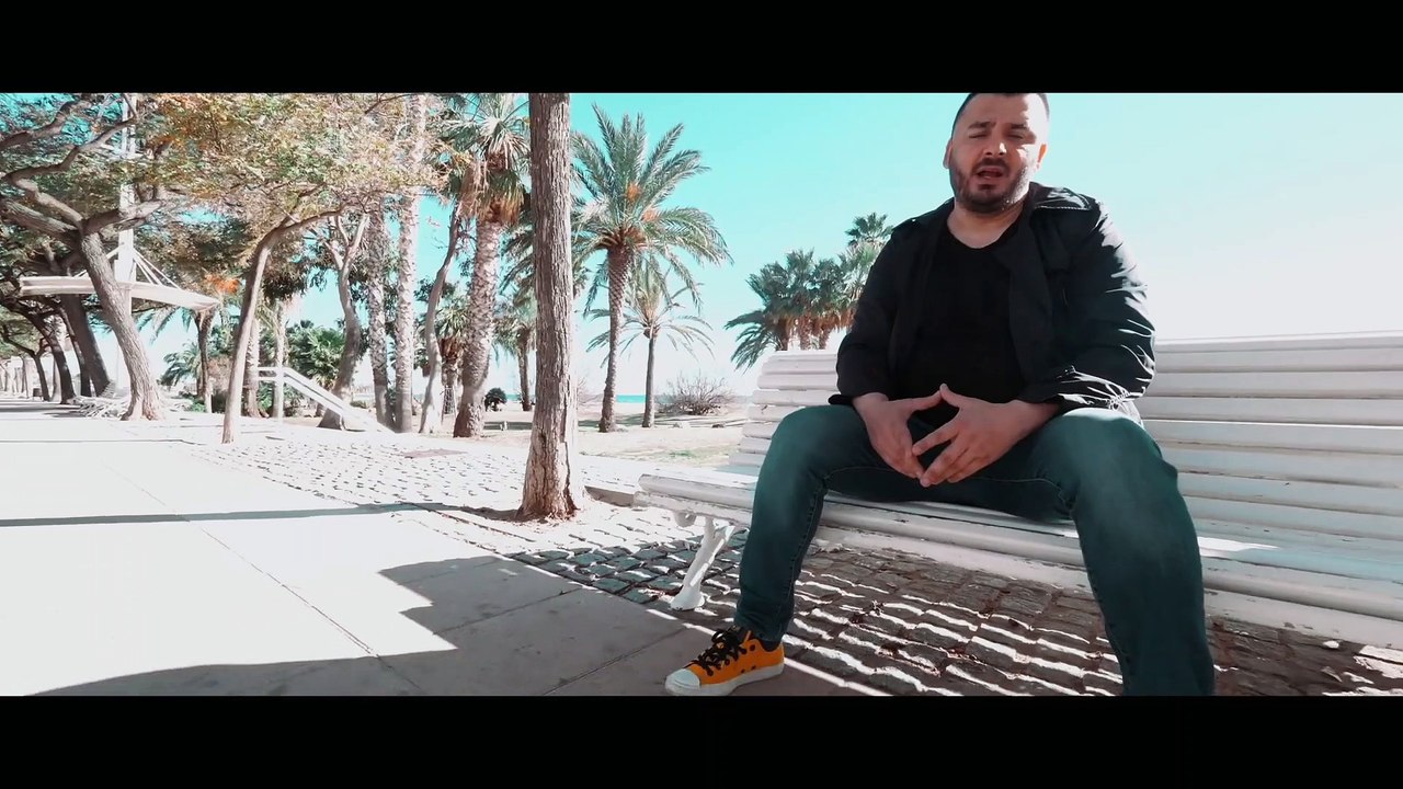 LIVIU GUTA - Altii vor avere, vor doar bogatii 201
