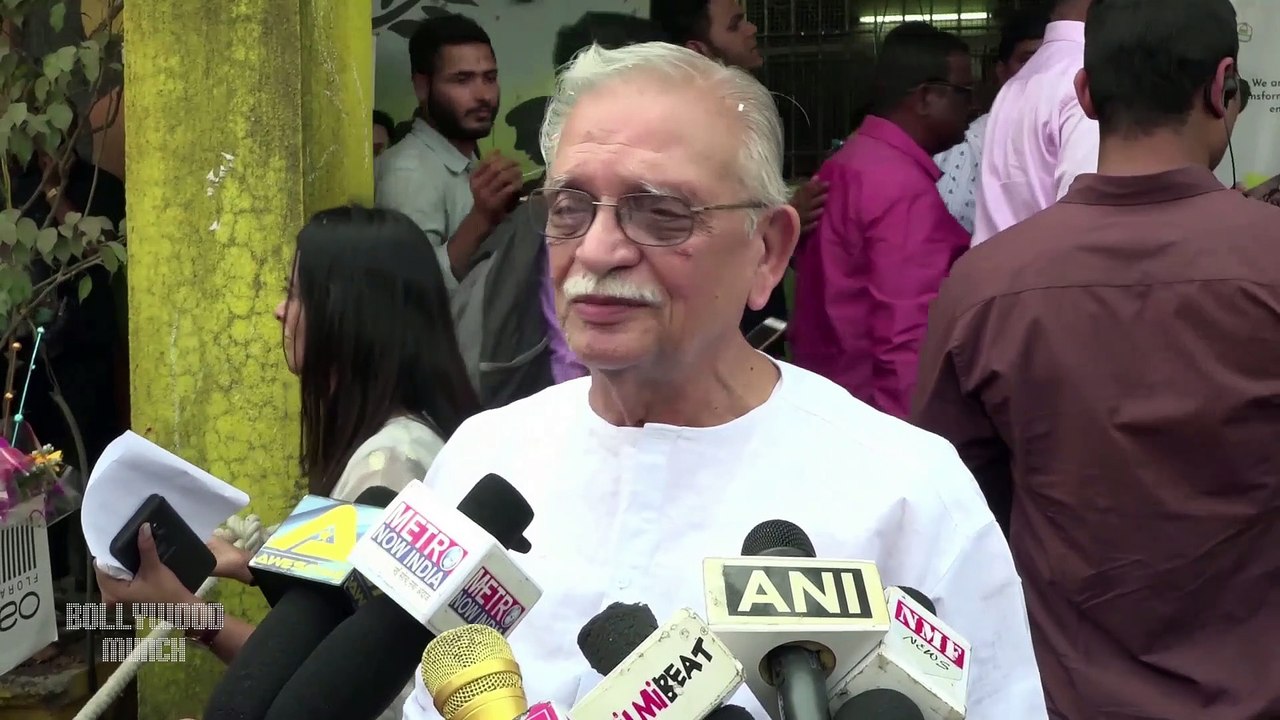 Anil Kapoor Sweet Gesture To Gulzar And A.R Rahman  10 Years Musical Journey #Slumdog Millionaire