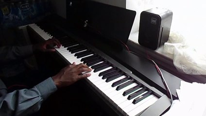 Ocarina of Time: Title Theme (Orchestral Mix)  on Piano