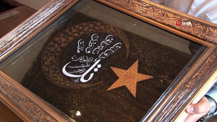 ’Rabia’ tablosunu Cumhurbaşkanı Erdoğan’a hediye etti