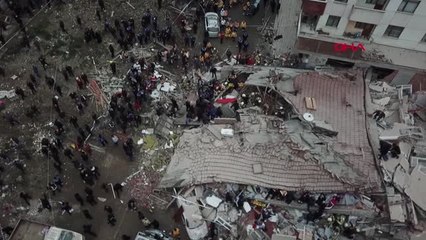 İstanbul- Kartal'da Arama Kurtarma Çalışmaları Havadan Görüntülendi