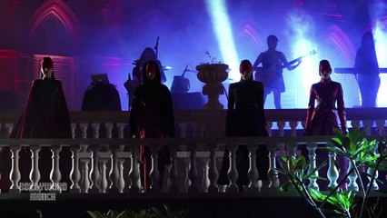 Kareena Kapoor As Showstopper For Shantanu, Nikhil At Grand Finale Of LFW Summer Resort 2019