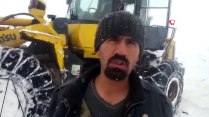 Hakkari’de karla mücadele çalışmaları devam ediyor