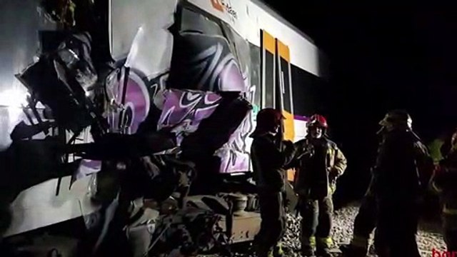 Un muerto y varios heridos graves por el choque de dos trenes en Barcelona