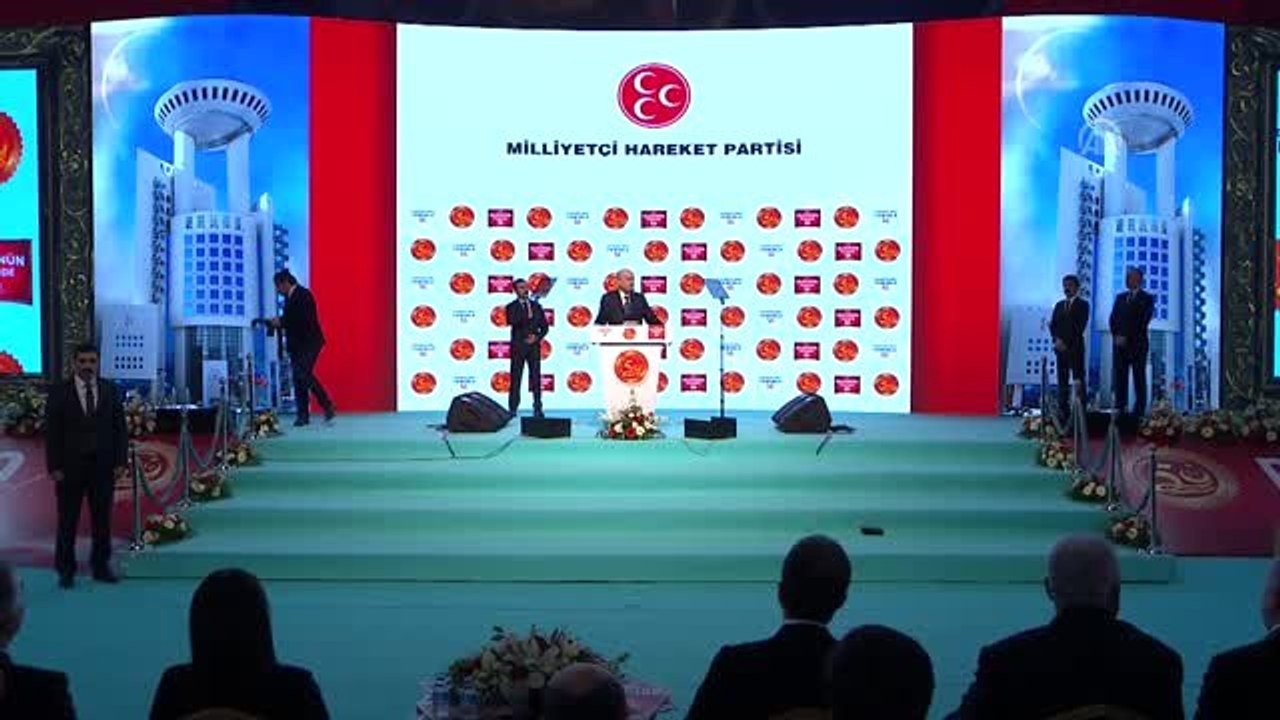 Bahçeli: "Tarihimizle Kavgalı Sözde Aydınlar, Siyaset Mühendisleri, Çürük Demokrasi Havarileri İçin...