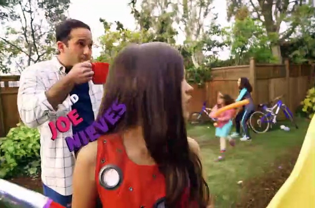 Stuck in the Middle S03E20 Stuck in Harley's Quinceañera