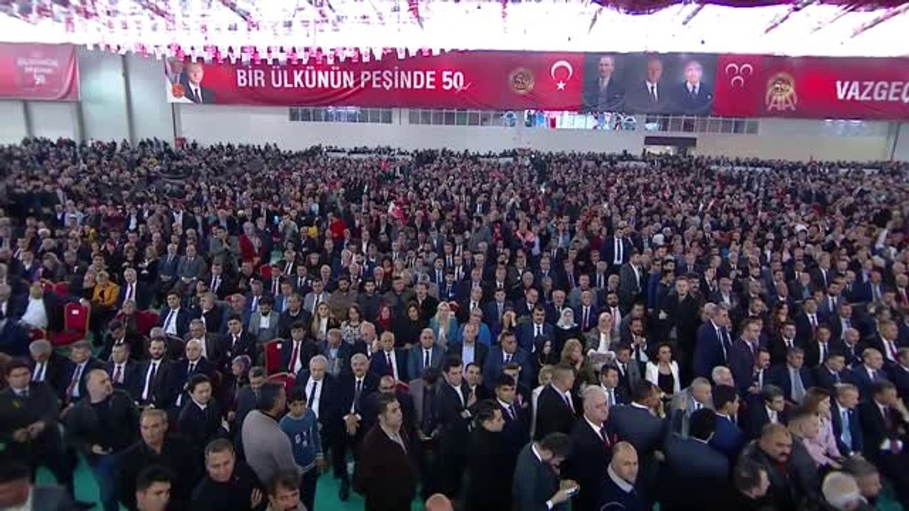 Bahçeli: "Samimi Pişmanlık Yaşayan, Yuvasının Özlemini Çeken Her Dava Arkadaşımla Helalleşmeye...