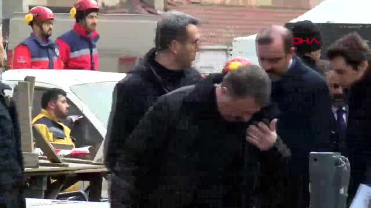 Cumhurbaşkanı Erdoğan, Enkaz Alanında