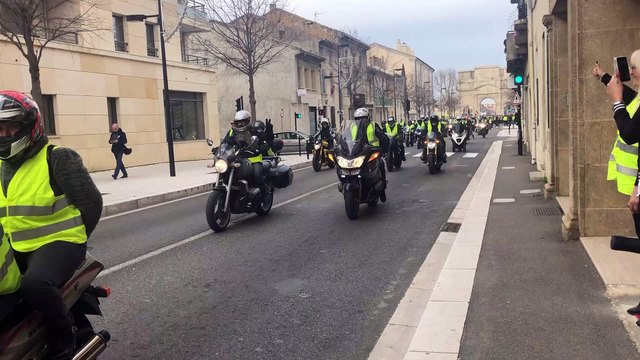 Gilets jaunes - Acte XIII : les motards défilent dans Orange