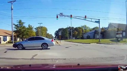 NEVER RUN A RED LIGHT (1)