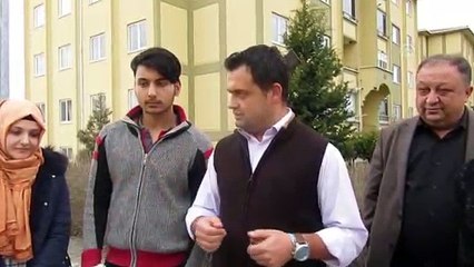 Lise öğrencileri ihtiyaç sahibi aileye destek oldu - AFYONKARAHİSAR