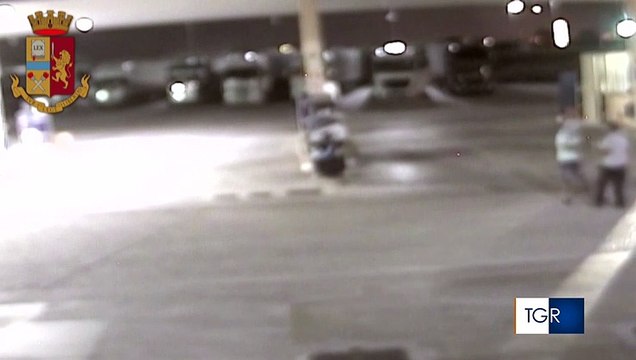 Tentò di rapinare attività a Barletta, Cerignola e Trinitapoli ma fuggiva senza i soldi, arrestato ragazzo