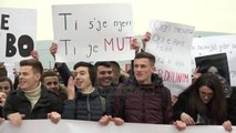 Një muaj paraburgim për mësuesin e Drenasit  - Top Channel Albania - News - Lajme