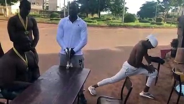 Champion local bras de fer