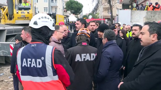 Bakan Kurum, Kartal'da çöken binanın enkazında incelemelerde bulundu - İSTANBUL
