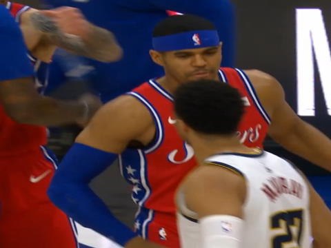 كرة سلّة: ان بي آي: قصة اليوم: فيلادلفيا سفنتي سيكسرز يخطف فوزًا مثيرًا من دنفر ناغتس