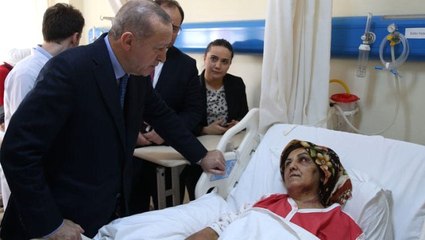 Kartal'da Çöken Binadan Yaralı Olarak Kurtulan Kadın, Yaşadıklarını Anlattı: Eşim Yanımda Can Verdi