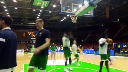 Calentamiento del Retabet Bilbao Basket Antes de la Disputa de Copa de la Princesa