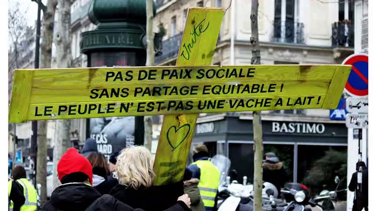 Police Blow Off Yellow Vest Photographer's Hand & Saudis Charged With Rape In US Whisked Back Home