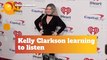 Kelly Clarkson Is Starting To Talk Less And Listen More