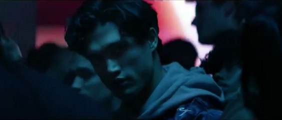 Ariana sorprende con un nuevo videoclip y su quinto álbum 'Thank u, next'