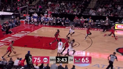 JaKarr Sampson Posts 21 points & 11 rebounds vs. Grand Rapids Drive