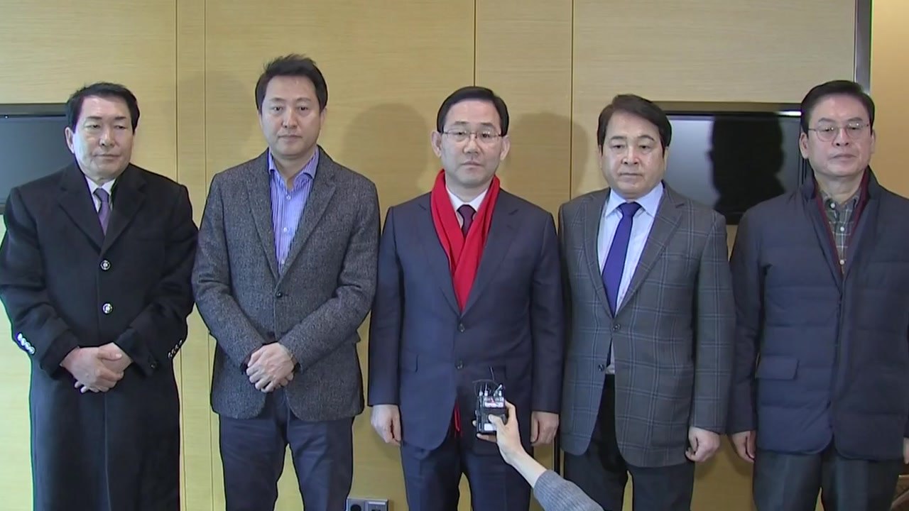 한국당 전당대회 거부 6인 "보이콧 유지"...5·18 망언 비판 확산 / YTN
