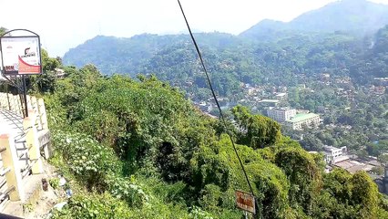 गुवाहाटी शहर का मनमोहक दृश्य कामख्या हिल सेअसम भारत।Beautiful scenery  Guwahati from kamkhaya Hill Assam India.