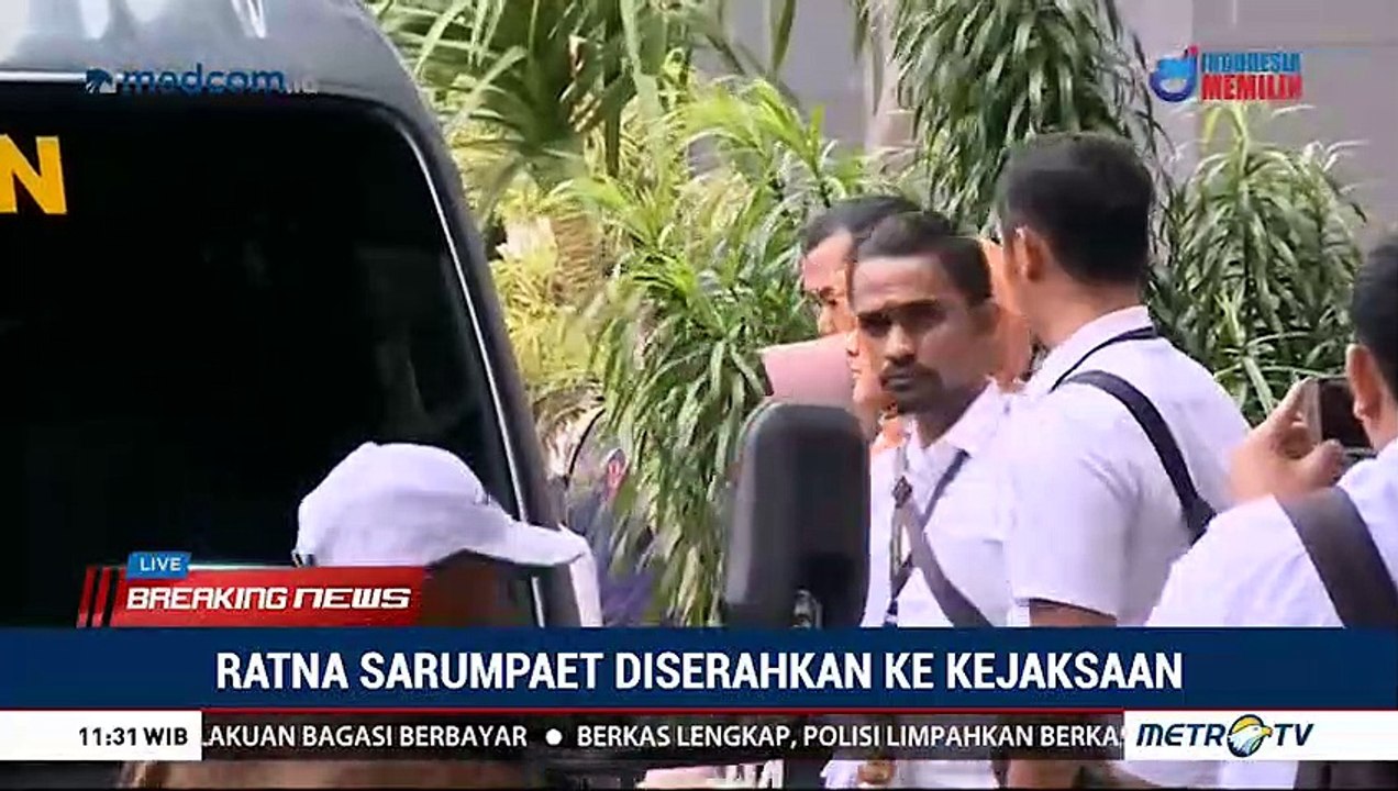 Jalani Pelimpahan Tahap 2, Ratna Sarumpaet Tiba di Kejari Jaksel