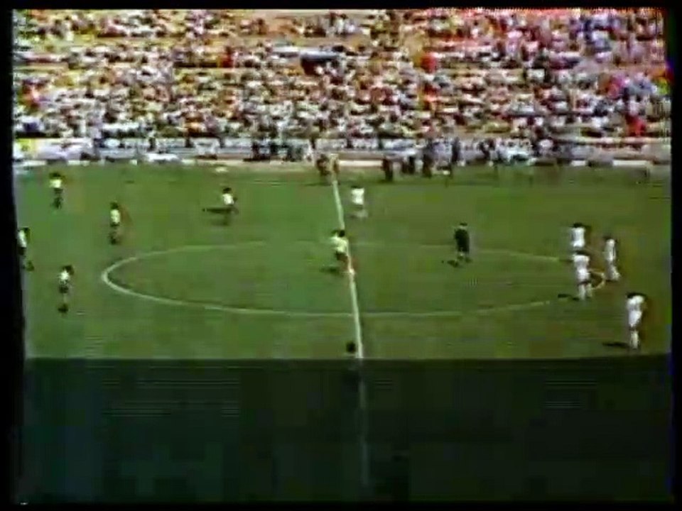 ANGLETERRE - ROUMANIE  -  1970 -