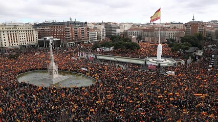 PP une-se à extrema-direita em protesto contra Pedro Sánchez