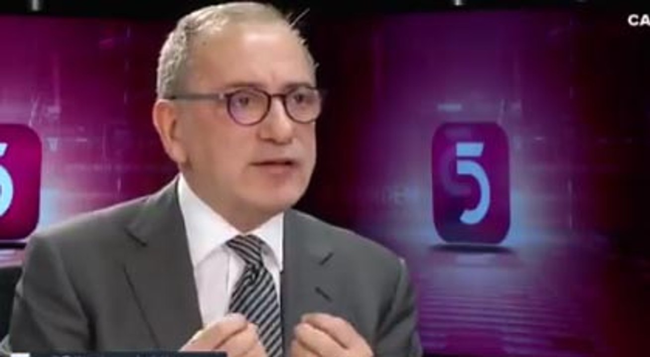 "Hayatımda yazmadığım kadar dikkatli yazıyorum"