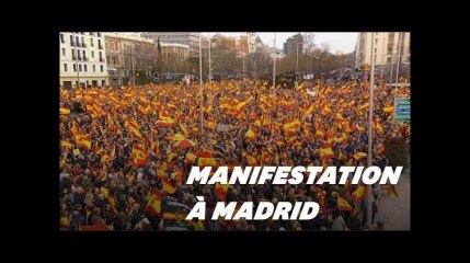 Valls se défend à la manif anti-Sanchez à Madrid