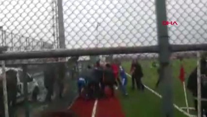 Kahramanmaraş'ta Maç Bitti, Tekmeler Havada Uçuştu