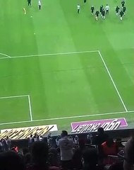 Kagawadan ve taraftarlarımızdan Japon usulü selamlaşma Konnichi wa