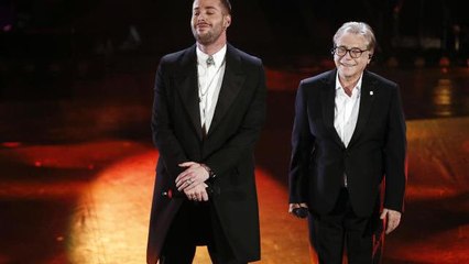 Gaffe a Domenica in, Nino D'Angelo e Livio Cori costretti ad interrompere l'esibizione a Domenica in