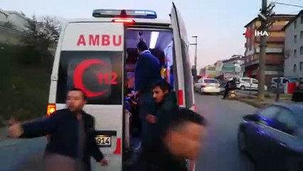 İki otomobil kafa kafaya çarpıştı: 4 yaralı