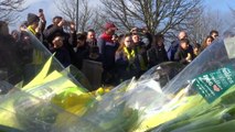 Disparition d'Emiliano Sala - Le dernier hommage des supporters nantais devant la Beaujoire