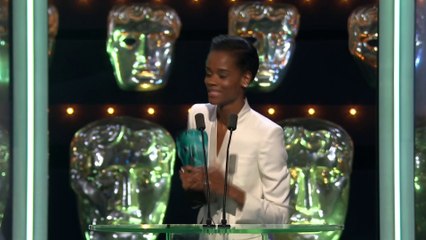 L'émotion de Letitia Wright, lauréate du Rising Star Award - BAFTA 2019
