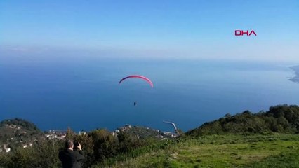 Ordu Yamaç Paraşütü Teleferiğe Takıldı 2 Yaralı