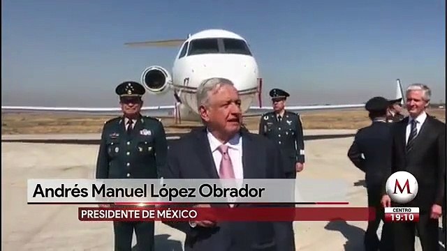 AMLO promociona aviones y helicópteros en venta