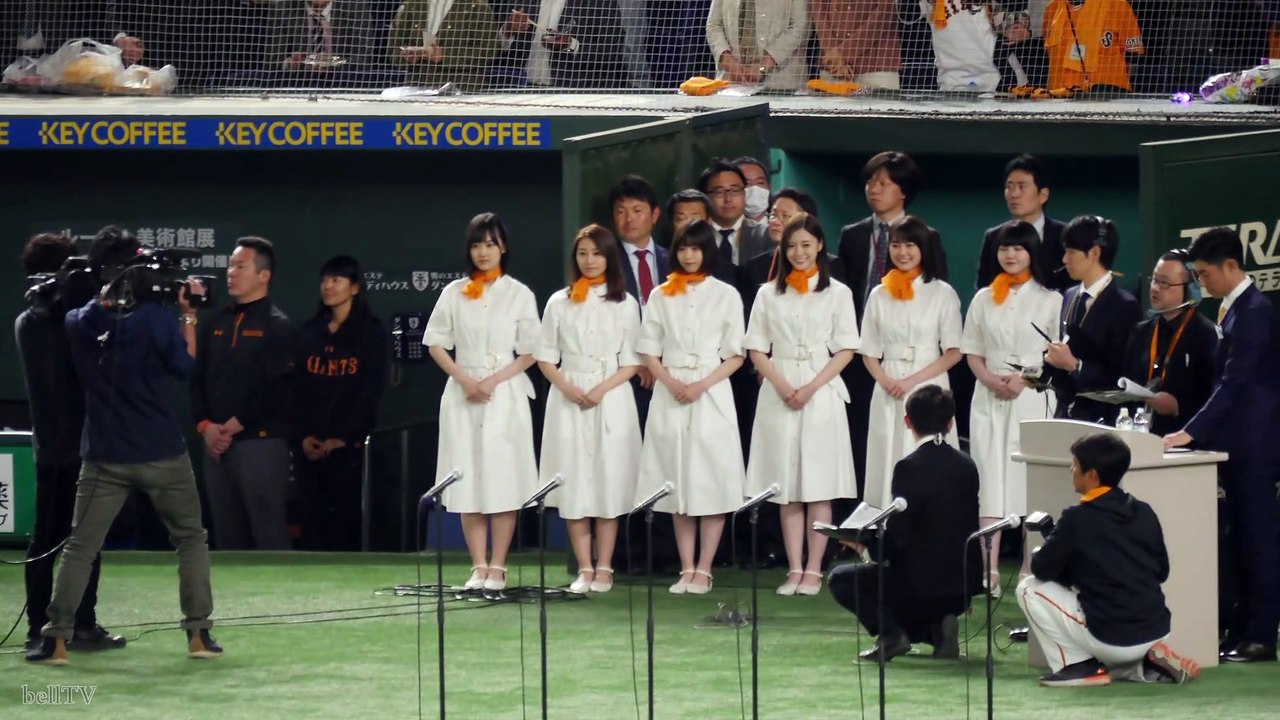 【2018年開幕戦】乃木坂46の白石麻衣さん、西野七瀬さん、桜井玲香さん、生田絵梨花さん、山下美月さん、久保史緒里さんによる国歌斉唱