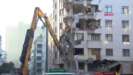 İstanbul- Kartal'da 10 Katlı Binada Yıkım Tekrar Başladı