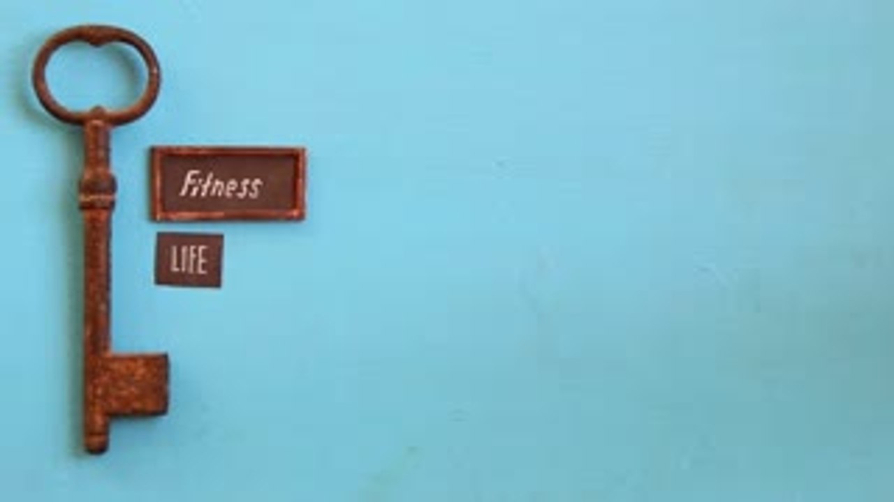 Wie kann man ohne Geräte Muskeln aufbauen? (Grundübungen)