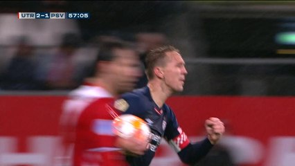 Pays-Bas - Luuk de Jong tire le PSV d'un mauvais pas
