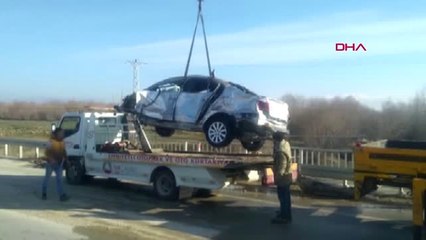 Denizli Otomobil Nehir Kıyısına Düştü 2 Ölü, 2 Yaralı